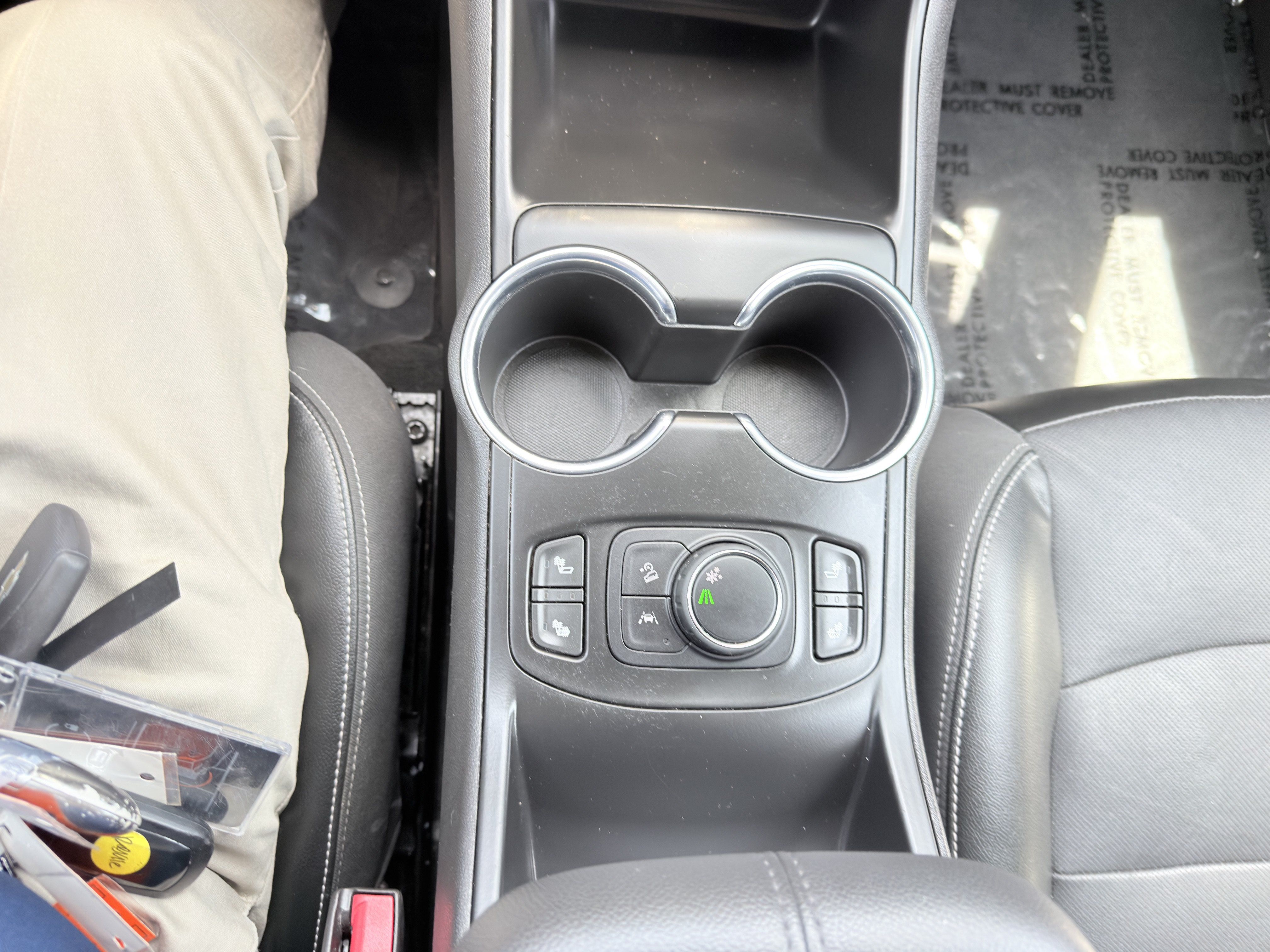 Used 2023 GMC Terrain SLT FWD image 33