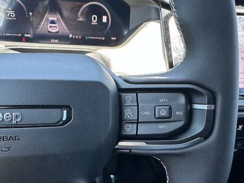 New 2026 Jeep Cherokee Limited AWD/4WD image 23