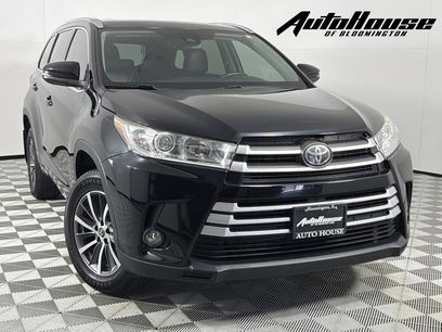 Used 2017 Toyota Highlander XLE w/ Carpet Mat Package