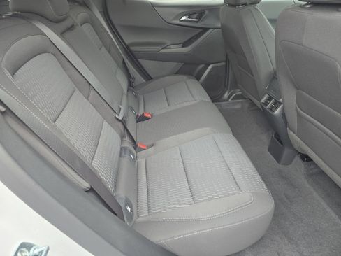 New 2026 Chevrolet Equinox LT image 12