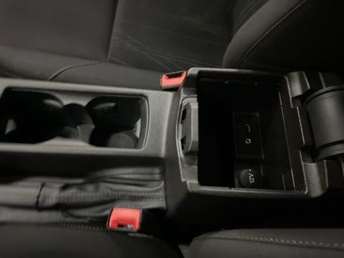 Used 2016 Ford Focus SE FWD image 41