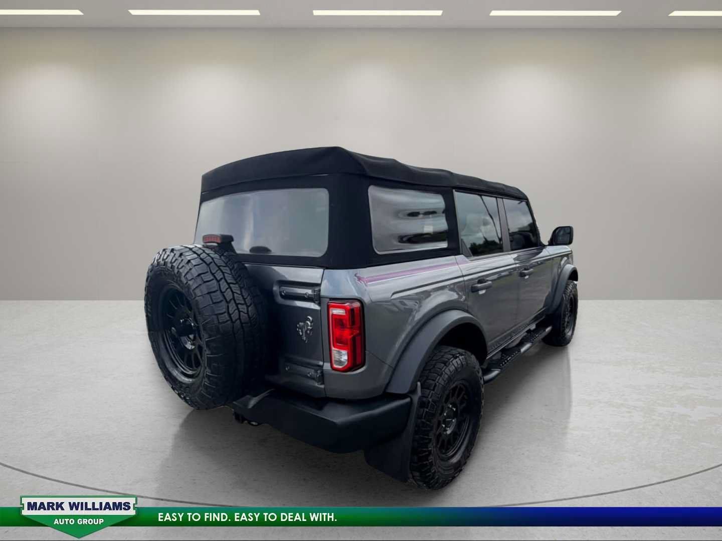 Used 2022 Ford Bronco 4-Door AWD/4WD image 6