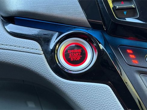 Used 2023 Honda Odyssey Touring image 29