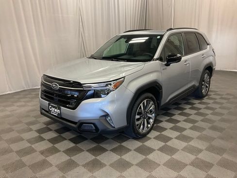 New 2026 Subaru Forester Touring AWD/4WD image 4