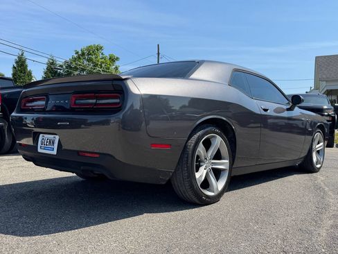 Used 2016 Dodge Challenger R/T RWD image 6