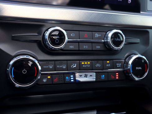 Used 2025 Ford F250 King Ranch image 15