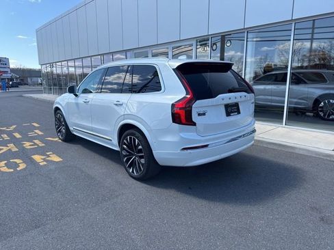 Used 2025 Volvo XC90 B6 Plus image 3