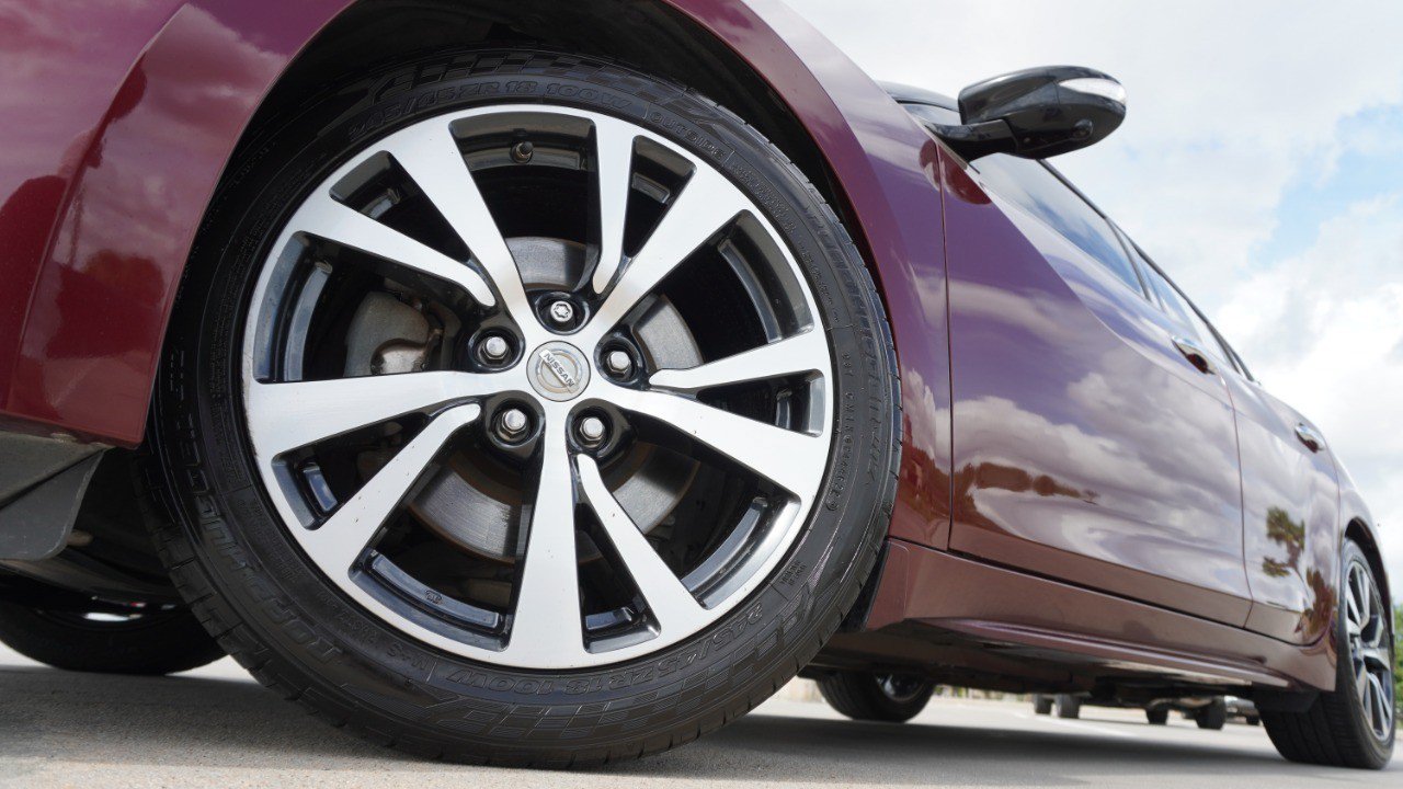 Used 2016 Nissan Maxima Platinum FWD image 11