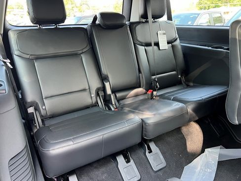 New 2025 Ford Expedition Max Platinum w/ Driver's Package image 11