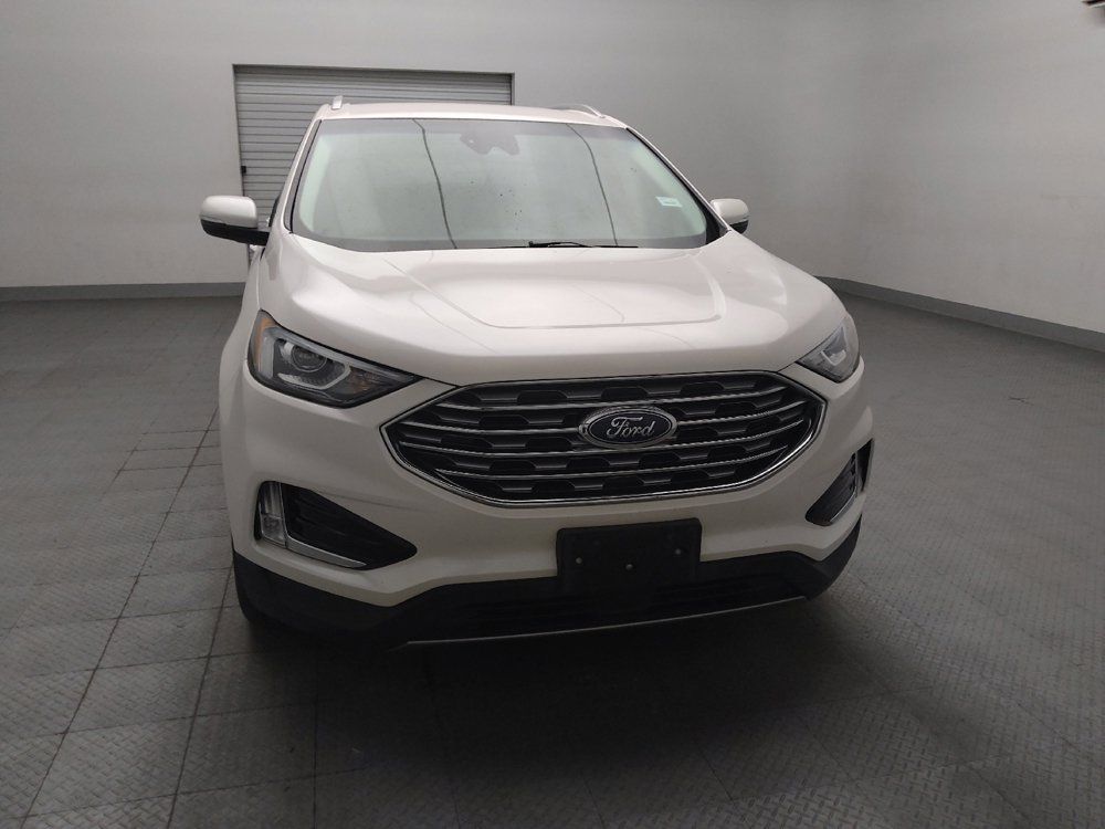 Used 2019 Ford Edge Titanium FWD image 14