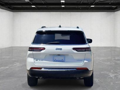 Used 2022 Jeep Grand Cherokee L Laredo w/ Luxury Tech Group I