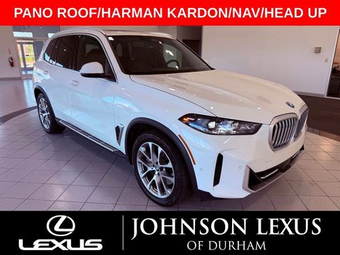 Used 2025 BMW X5 xDrive50e image 1