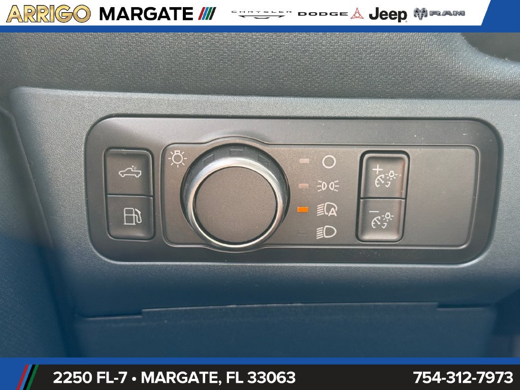 Used 2022 Ford Maverick XLT FWD image 30