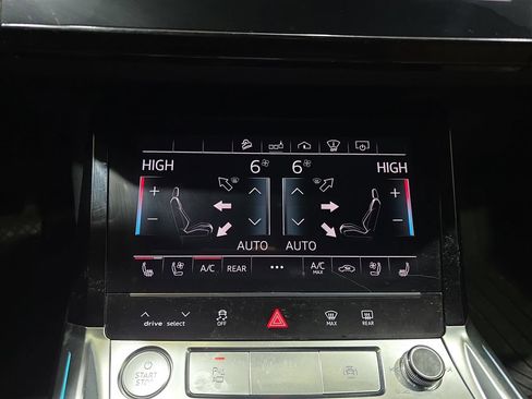 Used 2019 Audi e-tron Prestige w/ Prestige Package AWD/4WD image 25