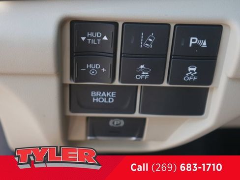 Used 2020 Acura RDX FWD w/ Advance Package image 25