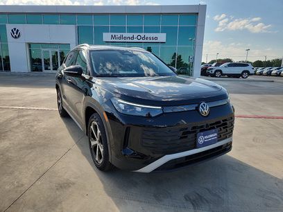 New 2025 Volkswagen Tiguan SE