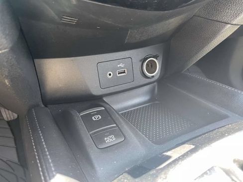 Used 2019 Nissan Rogue SL FWD image 31