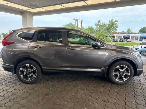 Used 2019 Honda CR-V Touring image 5