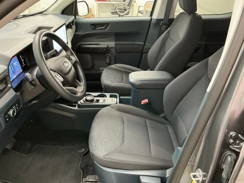Used 2025 Ford Maverick XL FWD image 13