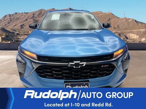 Used 2025 Chevrolet Trax RS image 8