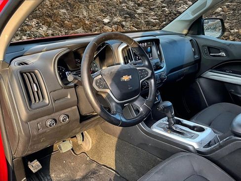 Used 2016 Chevrolet Colorado LT w/ LT Convenience Package image 11