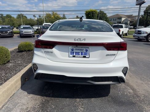 Used 2024 Kia Forte LXS w/ LXS Technology Package FWD image 6