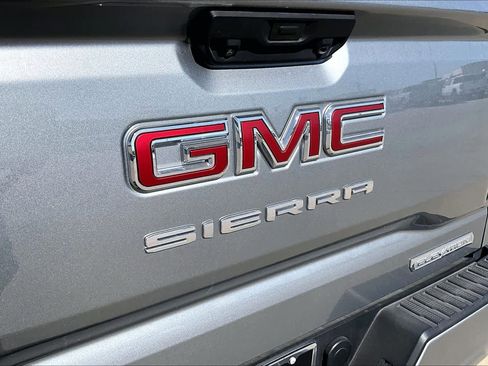 Used 2025 GMC Sierra 1500 Elevation image 60