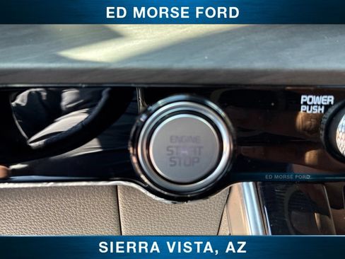 Certified 2023 Kia Carnival EX FWD image 35