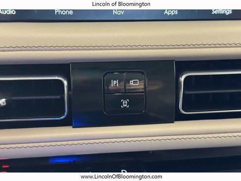 Used 2021 Lincoln Aviator Reserve w/ Equipment Group 202A image 39