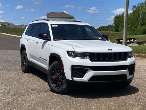 New 2026 Jeep Grand Cherokee L 2WD image 31
