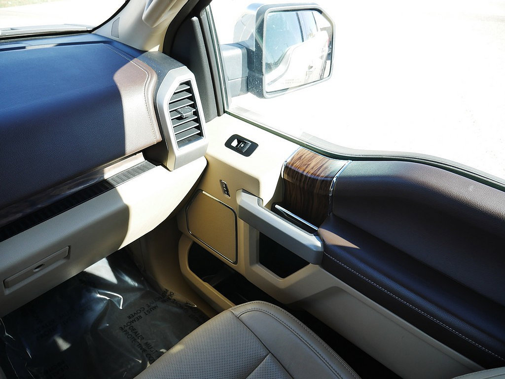 Used 2018 Ford F150 Lariat w/ Equipment Group 502A Luxury AWD/4WD image 26