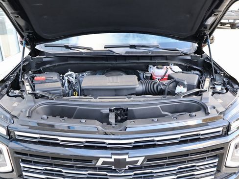 New 2025 Chevrolet Suburban High Country image 21