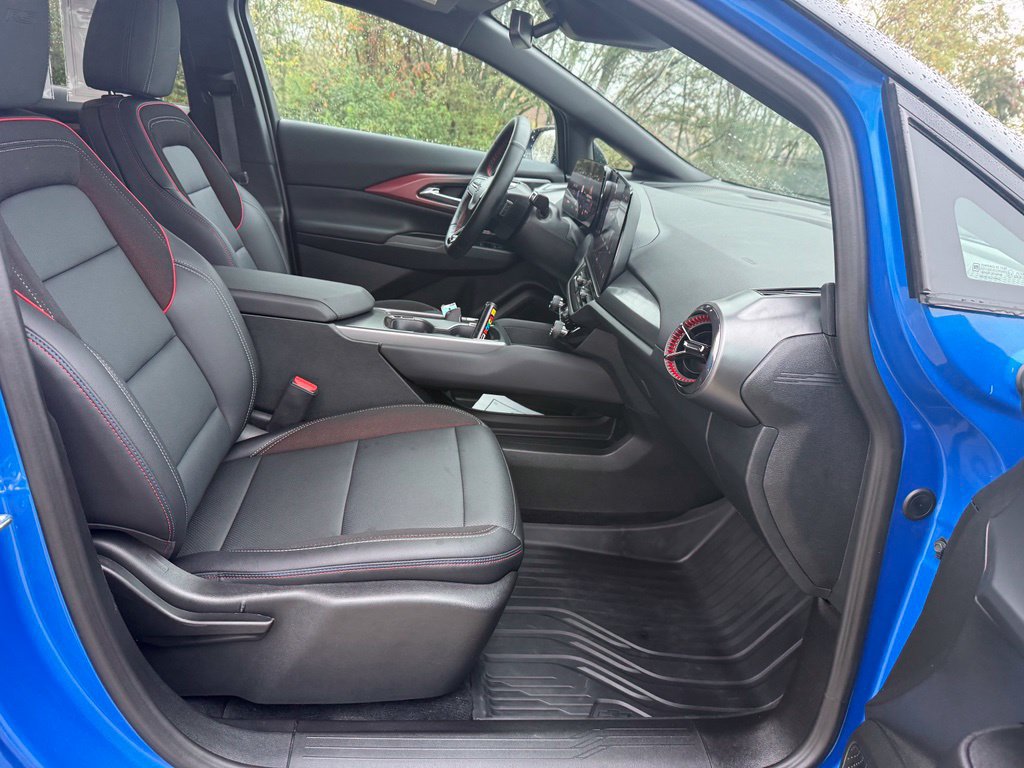 Used 2026 Chevrolet Equinox EV RS AWD/4WD image 24