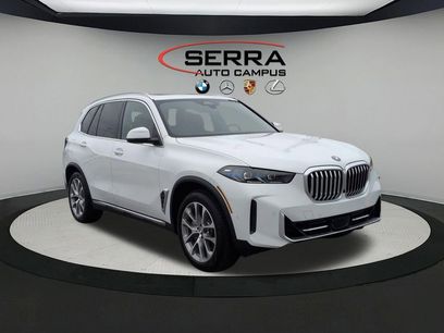New 2026 BMW X5 xDrive50e w/ Premium Package