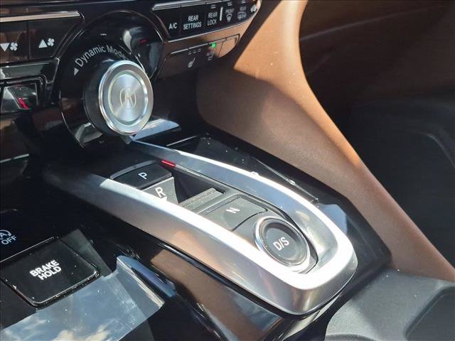 Used 2024 Acura MDX w/ Technology Package FWD image 3