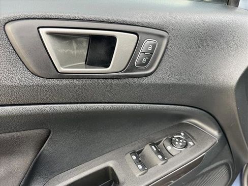 Used 2021 Ford EcoSport SE w/ SE Convenience Package FWD image 22