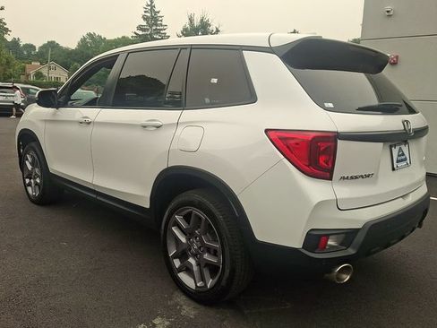 Used 2023 Honda Passport EX-L image 4