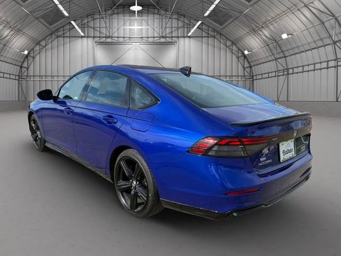 Used 2024 Honda Accord Sport image 9