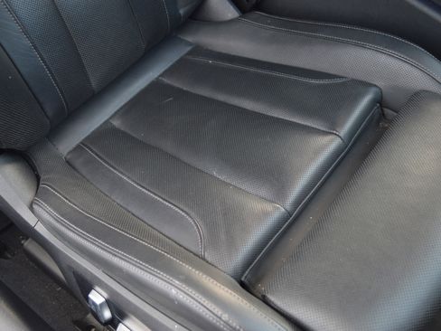 Used 2020 BMW 840i Coupe w/ M Sport Package image 32