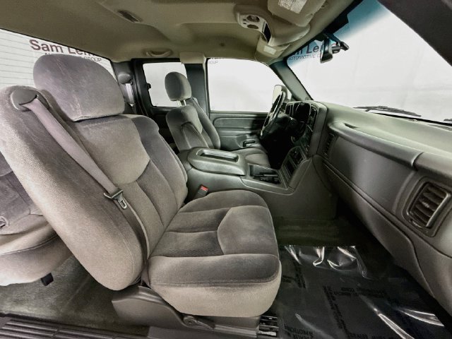 Used 2007 GMC Sierra 2500 SLE w/ Heavy-Duty Power Package RWD image 26