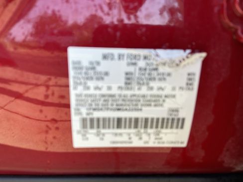 Used 2021 Ford Explorer Limited w/ Equipment Group 301A RWD image 33