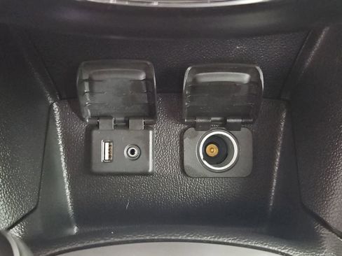 Used 2018 Chevrolet Cruze LT image 29