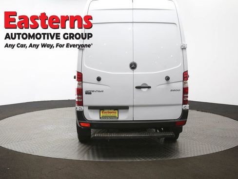 Used 2017 Mercedes-Benz Sprinter 144 Cargo image 33