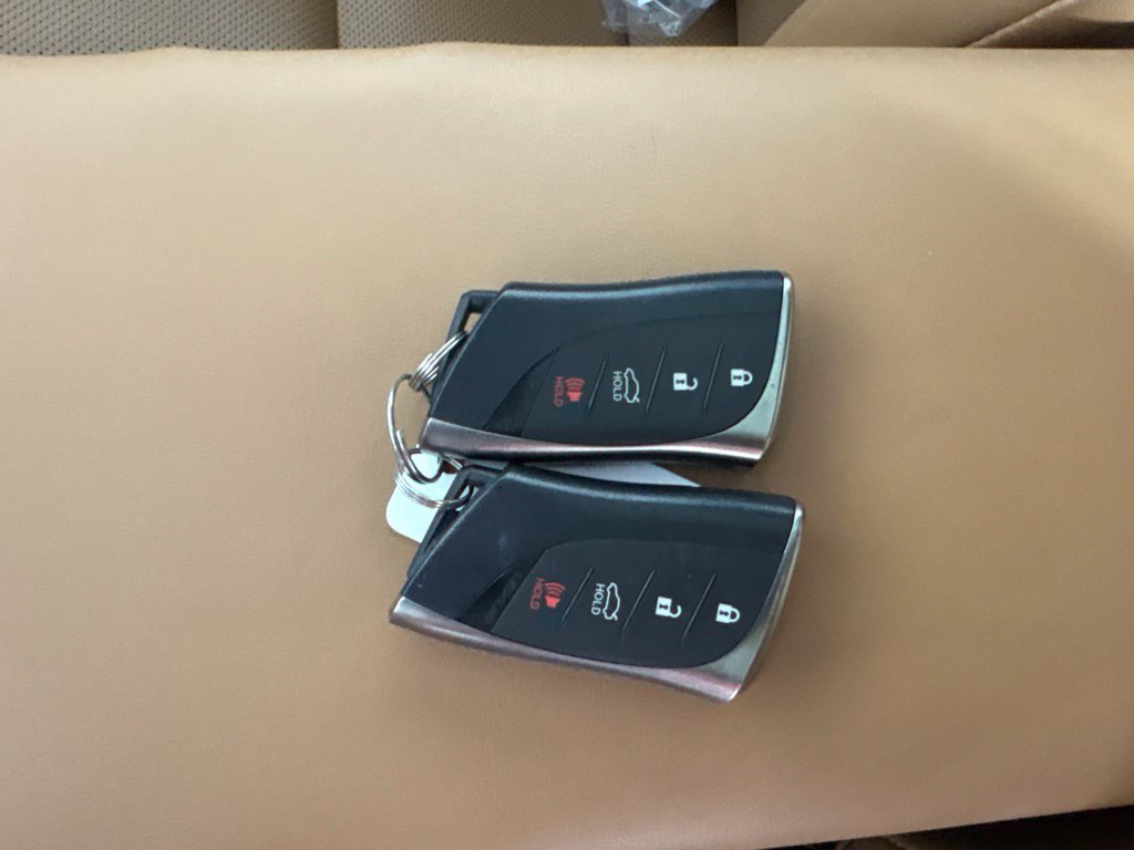 Used 2020 Lexus ES 350 w/ Premium Package FWD image 27