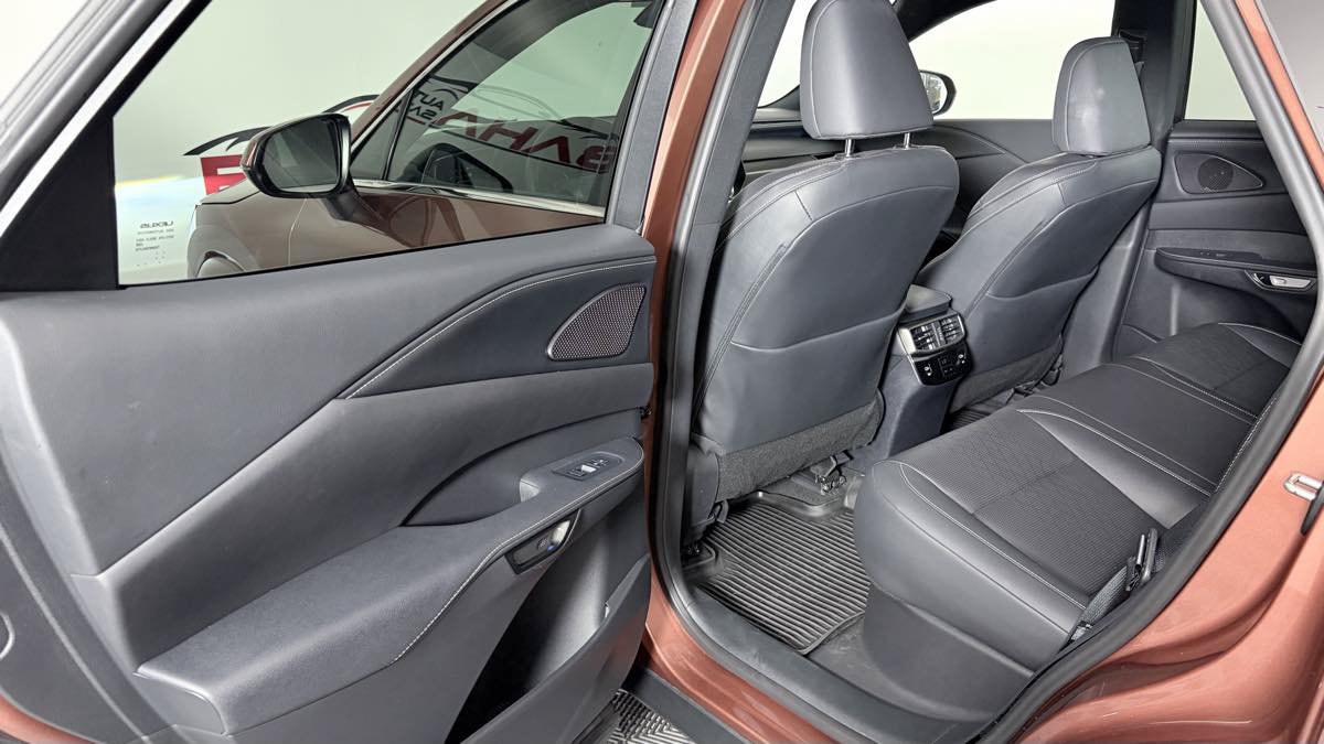 Used 2023 Lexus RX 350 Premium Plus w/ Accessory Package AWD/4WD image 23