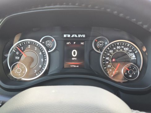 Used 2024 RAM 1500 Big Horn image 19