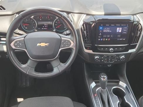 Used 2020 Chevrolet Traverse LT FWD image 27