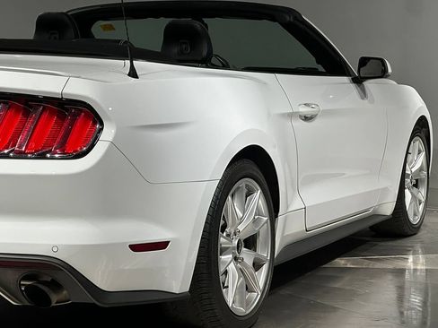 Used 2015 Ford Mustang Premium w/ Equipment Group 201A RWD image 27