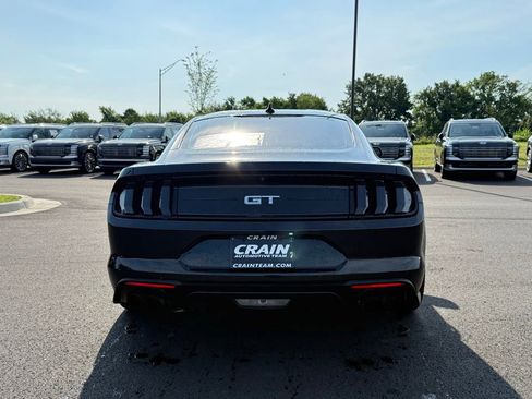 Used 2022 Ford Mustang GT Premium w/ Equipment Group 401A RWD image 6
