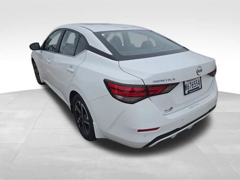Used 2025 Nissan Sentra SV image 7